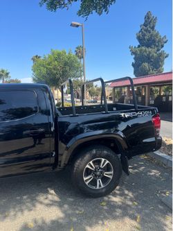 Heavy metal 21 inch bars/ rack  Tacoma Gladiator
