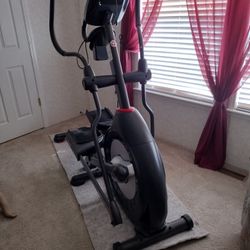 Schwinn Elliptical 470