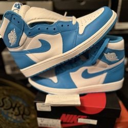 Nike Jordan 1 Retro High OG UNC Sz 9.5