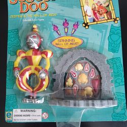 Rare Scooby-Doo Jester & The Wall of Meat Action Figure