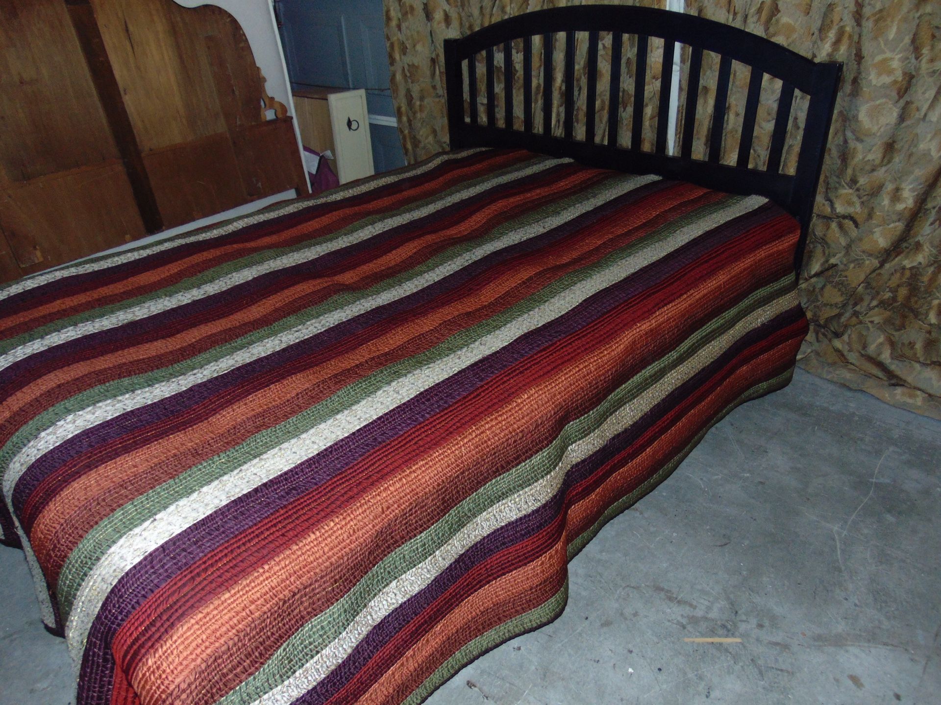 Full size bedroom set with mattress