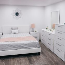 Bedroom Set ( Juego De Cuarto)💮Sold separately too💮Fast delivery