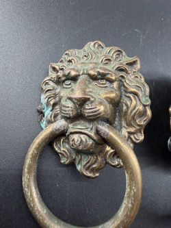 Cabinet 4 Brass Lion Head Ring Pulls