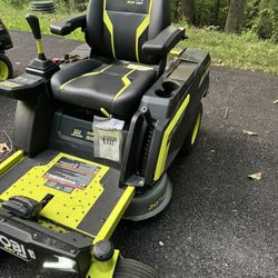 RYOBI 80V HP Brushless 30 in. Battery Electric Cordless Zero Turn Riding Mower
