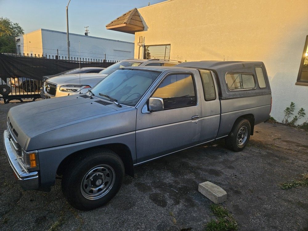 1990 Nissan Camper