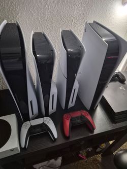 PlayStation 5 Console with 1 DualSense Controller