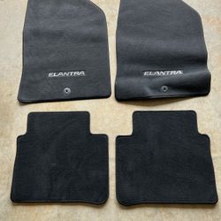 2020 Hyundai Elantra Floor Mats