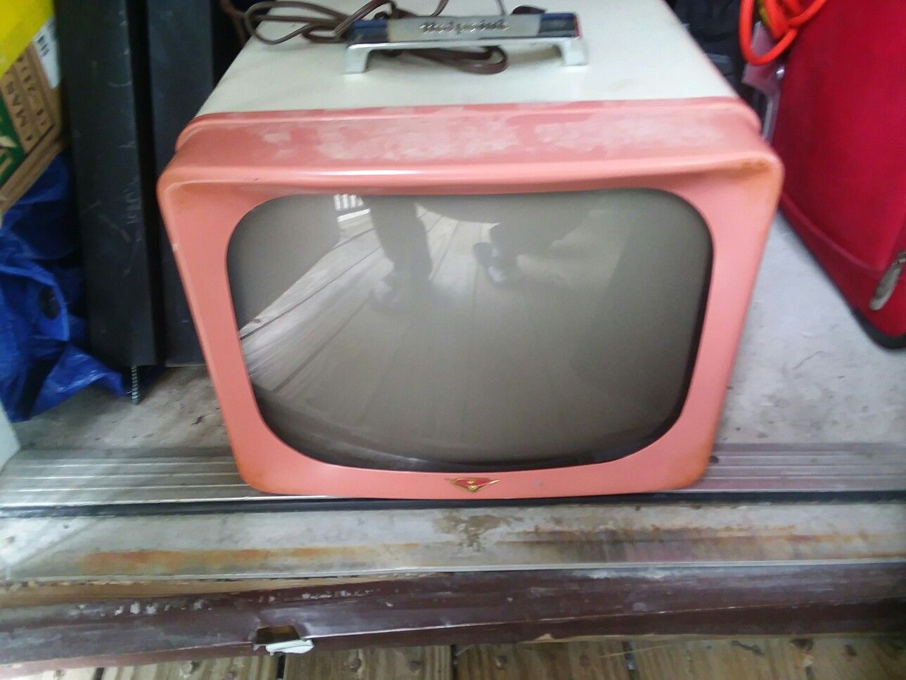 Hot point 1957 tv