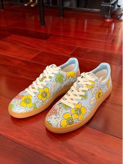 Tory Burch Floral Shoes