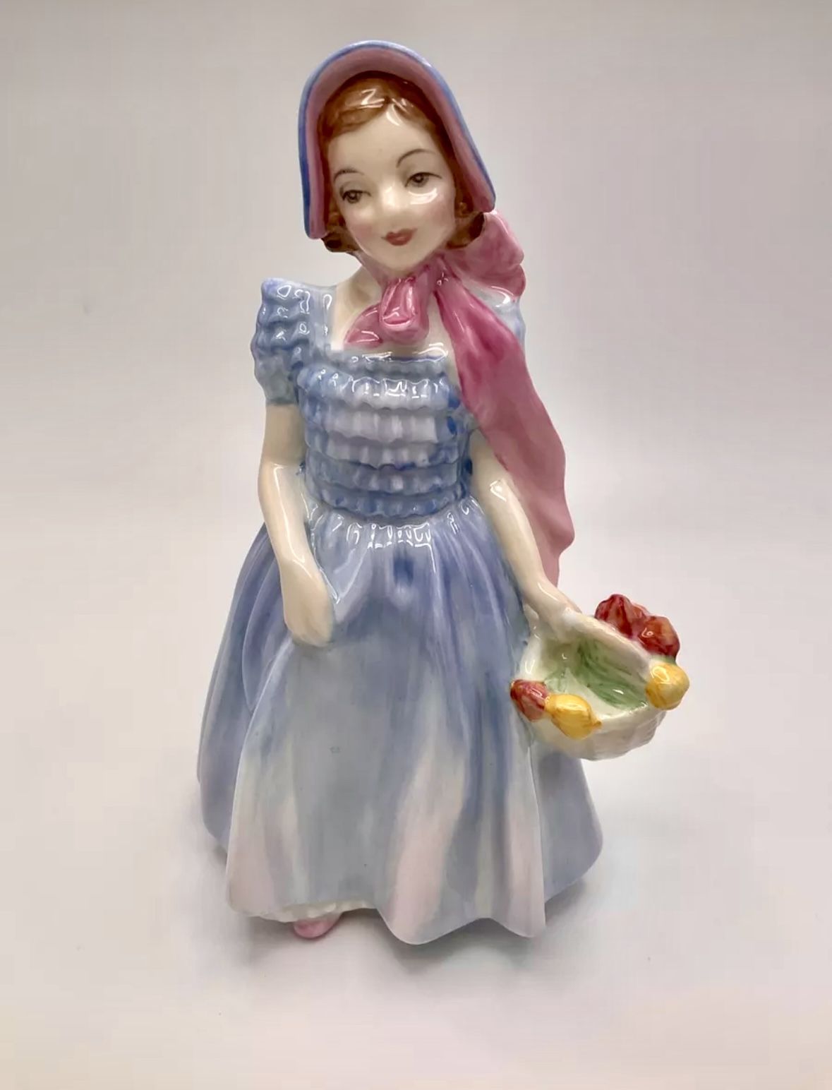 Vintage Royal Doulton Character Wendy Figurine HN 2109
