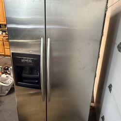 Great, Working Refrigerator! $300