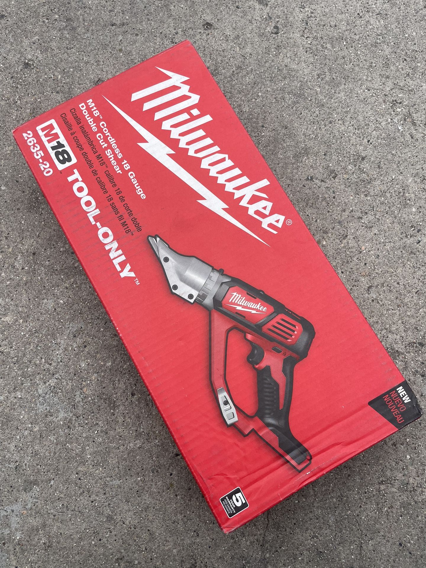 Milwaukee M18 18-Volt Lithium-Ion Cordless 18-Gauge Double Cut Metal Shear (Tool-Only) $139 New