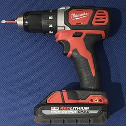 Milwaukee Electric Tools M18 Compact Drill Driver Kit, 1/2 in