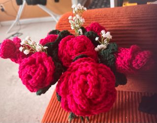 Red  hand crafted Crochet  rose flowers