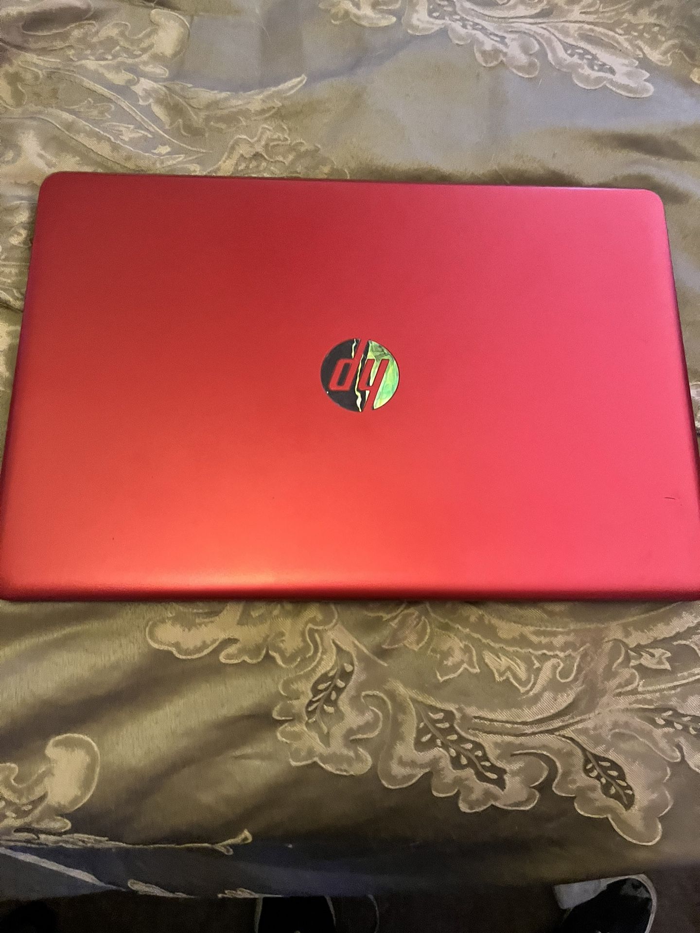 Hp 15-Bs1xx Core i7-8550U 1TB SATA 8GB (RED)