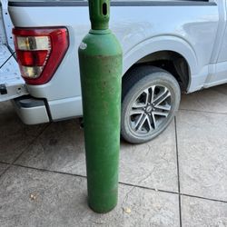 Oxygen Welding Tank. Near Full