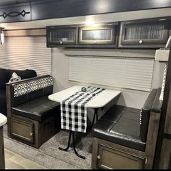 Rv Dinette Booth And Table