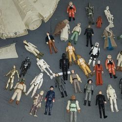 All vintage 1977 Star Wars collection. As seen.. 