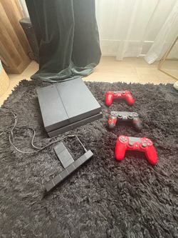 PS4 w/gaming controllers included