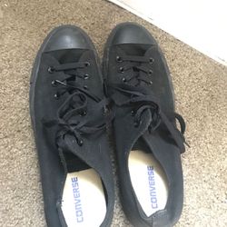 Converse Low Tops - All Black - Size Men’s 12