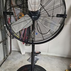 Utilitech 30inch, 120 Volt ,3 Speed High Velocity Indoor Black Pedestal Fan