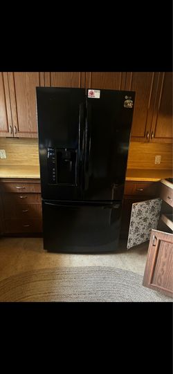 French door, bottom freezer refrigerator $400
