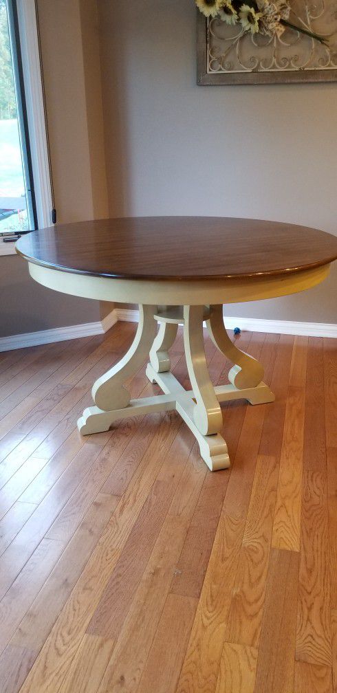 Selling Used Pier 1 Table 