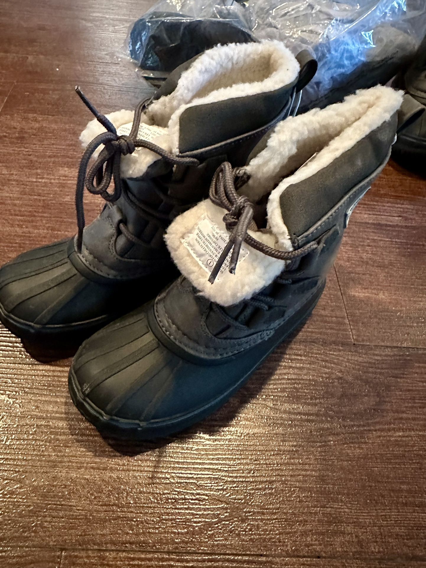 London Fog Boys Cold/Snow Boots