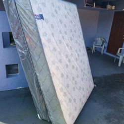 NEW QUEEN MATTRESS AND BOX SPRING -- Also Available In All Sizes.