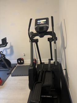 Nordic Track Electric Elliptical Machine 