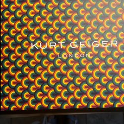 Kurt Geiger Size 8 Navy Blue/multi