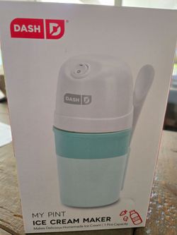 Ice cream maker - new