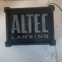 ALTEC LANSING RM3010 STAGE-GIG AMPLIFIED SPEAKERS
