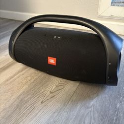 JBL Boombox 2 