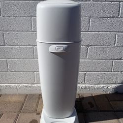 Diaper Genie 