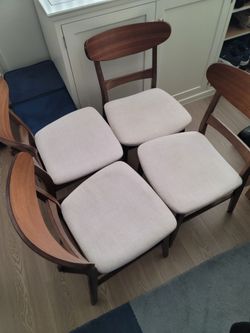 4 Kitchen Dining Room Chairs