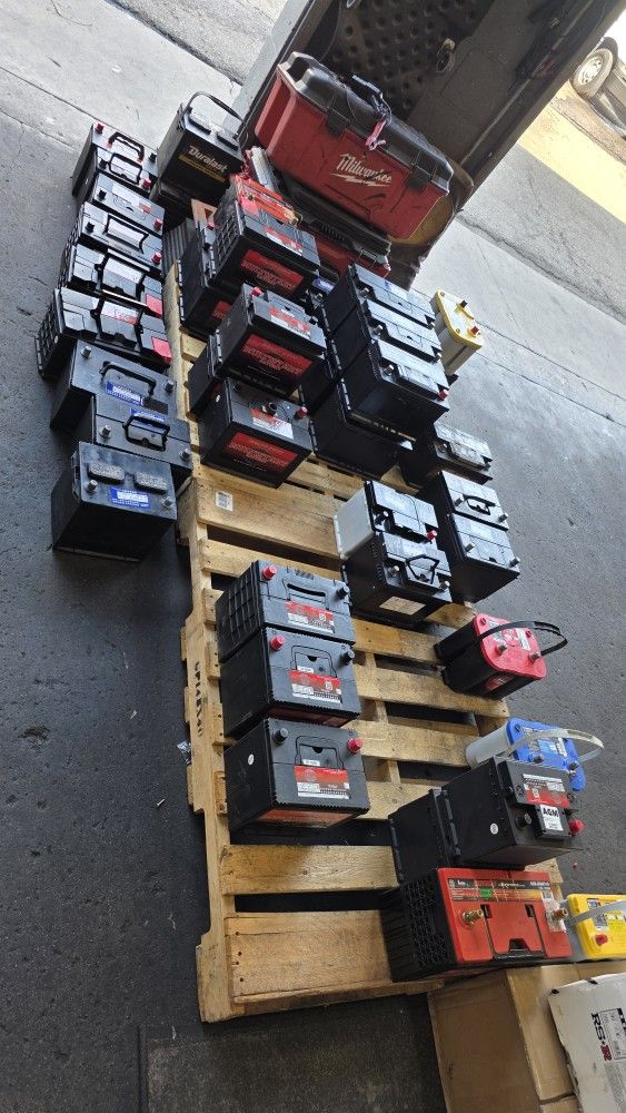 Car Batteries 24f H5 34 78 65 48 49 47 H6 H7 51r 94r 86 H8 H9 Truck SUV And Car Battery with Warranty. FIRM Price is $59.99 Bateria Carro Car Battery