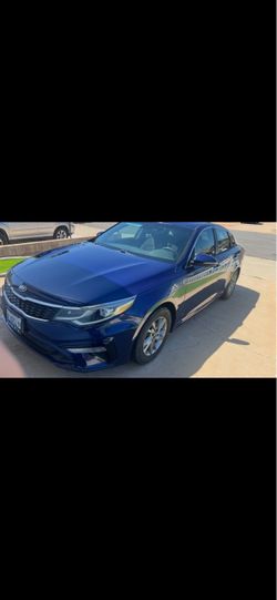 Kia Optima Sedan – Blue