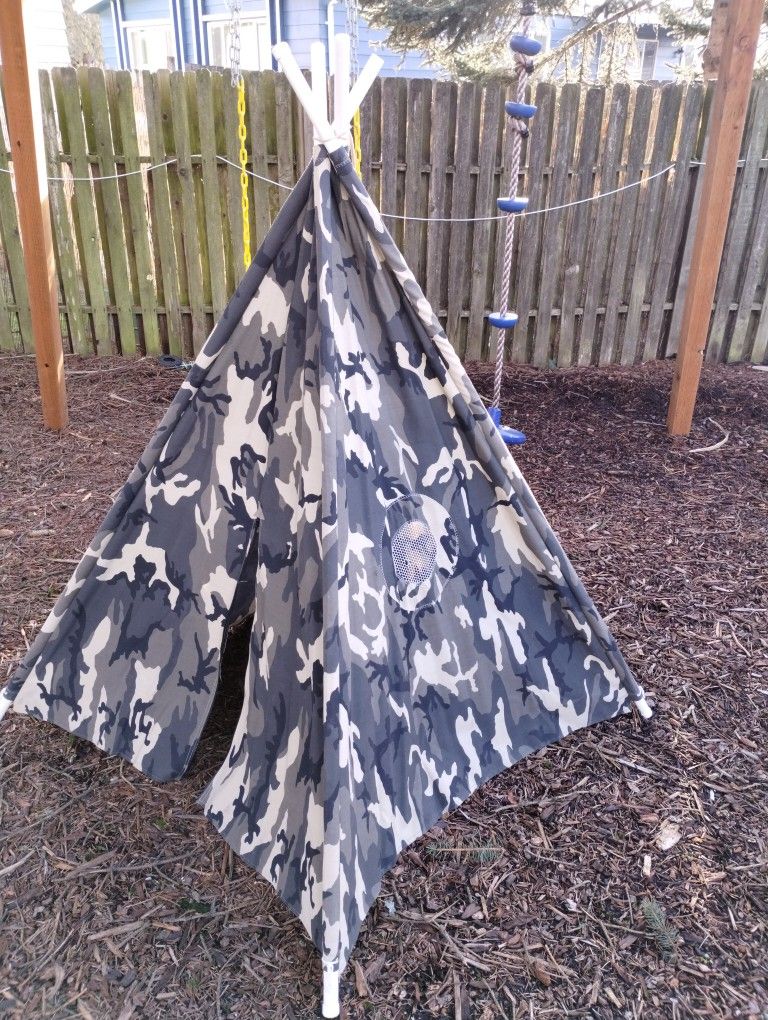 Cute Camo Kids Teepee