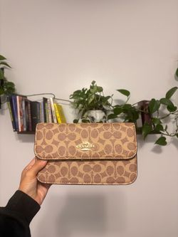 Coach Signature Canvas