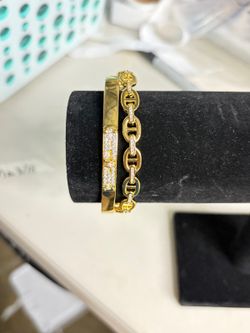 Gold-Tone Chain-Link Bracelet with Rhinestone Accents