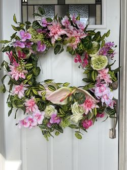 32 Inch Beautiful Floral Wreath