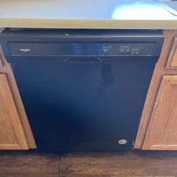 Whirlpool Dishwasher 