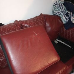 Couch And Love Seat Set 