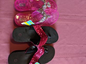 2 Pair Sandals Size Youth 2/3
