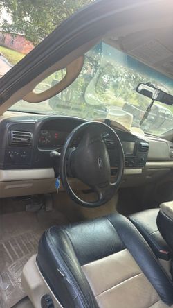 2006 Ford E-250