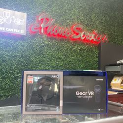 Samsung Gear VR With Controller