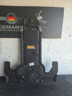 BMW 535i 550 GT Center 2010-17 Engine Underbody Splash Shield (contact info removed)7 Oem