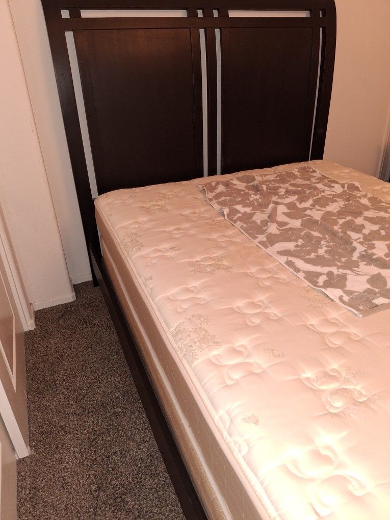 Black Wood 3 Piece Full Size Bedroom Set