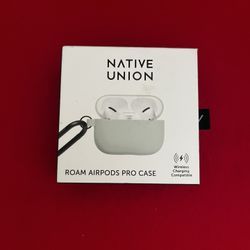 Native Union Roam AirPods Pro Case 
